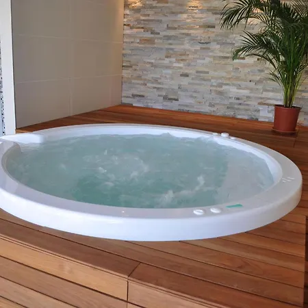 Appartement Geraeumige Mit Meerblick Vom Sonnenbalkon *