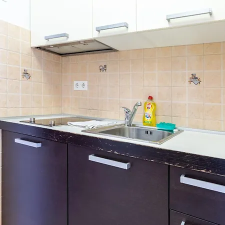 Geraeumige Mit Meerblick Vom Sonnenbalkon Appartement *